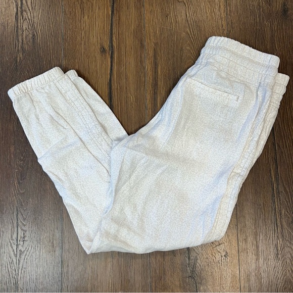 Athleta Cabo Linen Jogger Micro Cheetah Abalone Grey SZ 4 - Picture 1 of 5